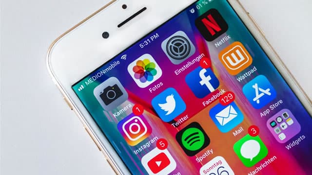 Apple and Google take down malicious apps from their app stores