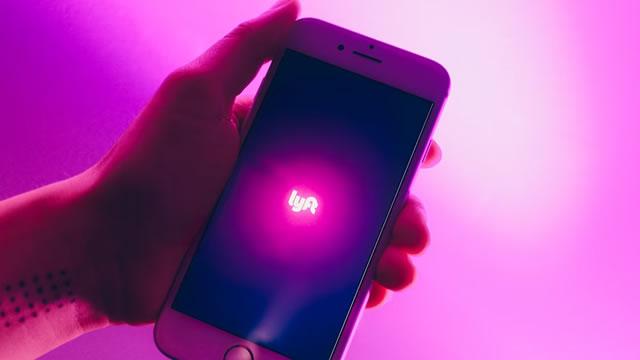 Lyft to roll out rider verification badges in safety push