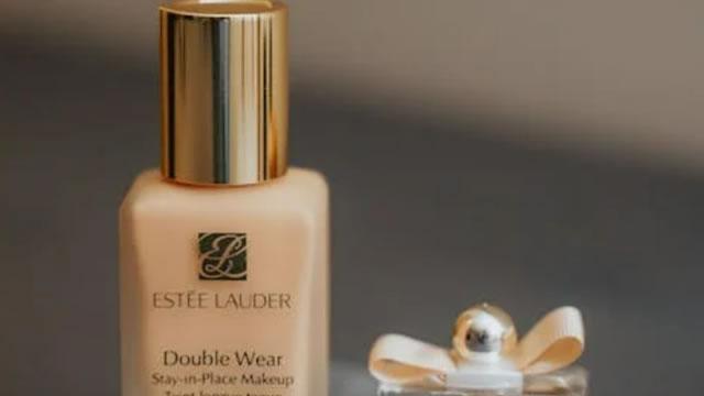 More Downside For Estée Lauder Stock?