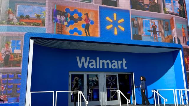 Some Walmart managers get pay bump, pushing compensation over $600K