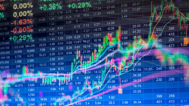 Gold's Record Run in 2025: Here Are 3 Ways to Ride the Surge