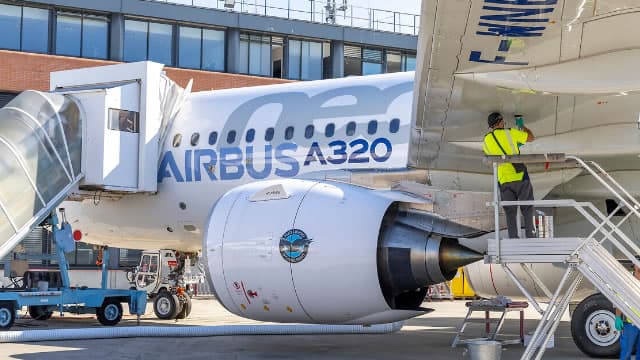 Airbus to build communication network for French air and naval forces