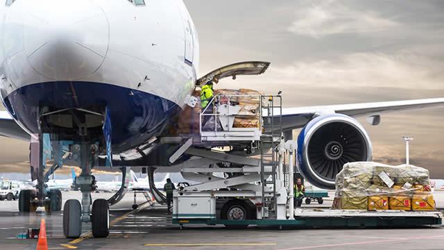 Weather permitting, UPS, FedEx poised for on-time US holiday gift deliveries