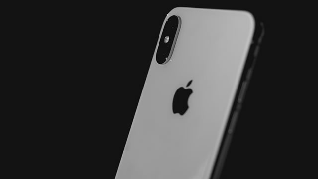 Apple's Post Q2 Stock Drop: A 'Buy The Dip' Opportunity?