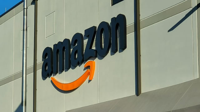 Amazon shareholders reject proposal to split CEO and chair roles