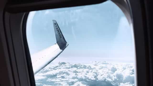 Ryanair has strong bookings for summer, says CEO