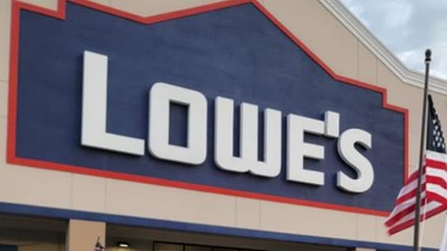 Lowe's Targets Pro Growth and Digital Innovation Amid Tough Macro Environment