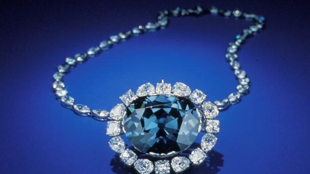 Signet Jewelers Stock Jumps as Q1 Results, Outlook Beat Estimates