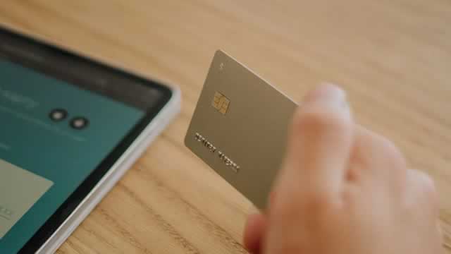Stock Market Shrugs Off New Trump Tariff Threats; Amazon, Shopify At Buy Points