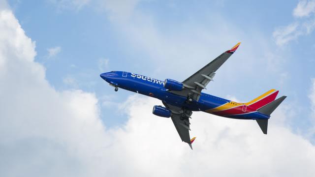 Southwest, Other Airlines Plan a Shake-Up. Why They Need More to Boost Their Stocks.