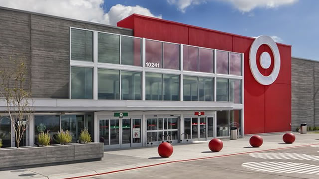 The Real Reason Target Is Failing While Walmart Prospers