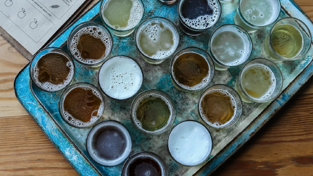 Top Stock Movers Now: AB InBev, Molson Coors, Eli Lilly, and More