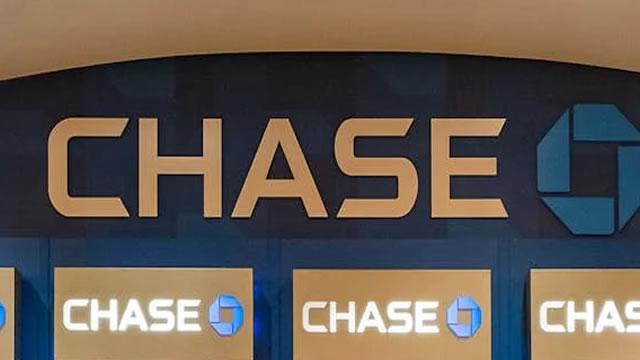 JPMorgan Chase: The Bull Vs. Bear Debate Heading Into 2025