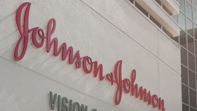 Johnson & Johnson: Raising My Price Target Amid Stable EPS Growth