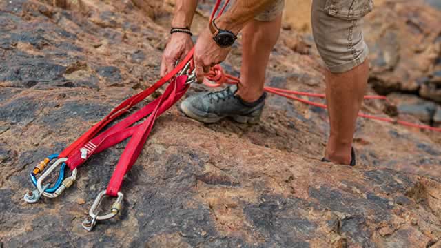 Garmin's Strong Auto, Outdoor Growth Drives Analyst Rating, Despite Softer Fitness, Marine Sales