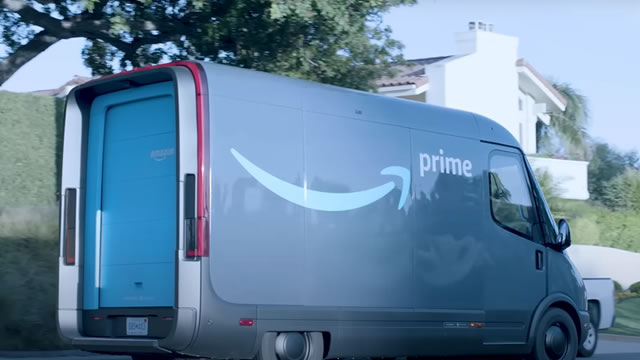 Amazon's Robotic Warehouse Workforce Nears Size of Human Staff, Report Says