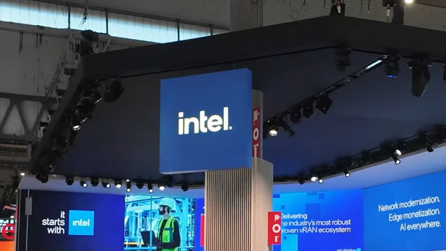Intel: 2025 Will Be A Rebound Year