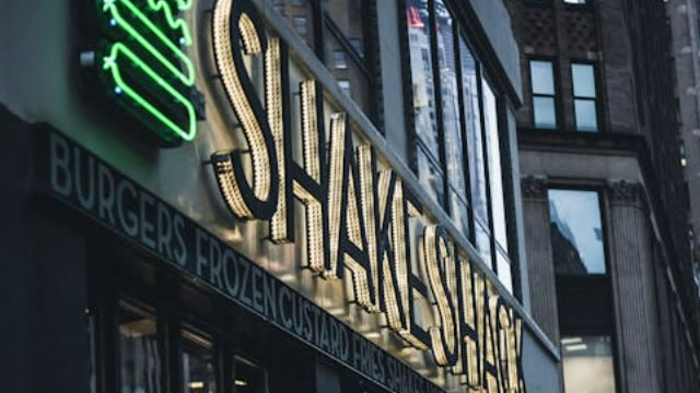 Shake Shack: Top-Line Lag, Bottom-Line Brilliance