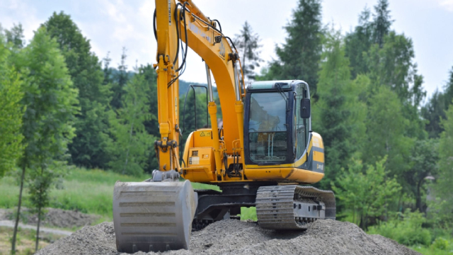Caterpillar To Lead Dividend Increases In June As Lowe's Boosted Payout At End Of May