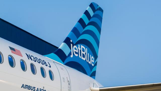 JetBlue axes underperforming domestic and international routes