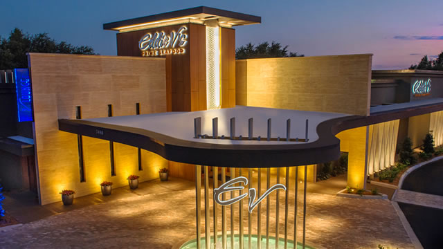 Darden Restaurants beats earnings estimates, as Olive Garden parent predicts growth in 2026