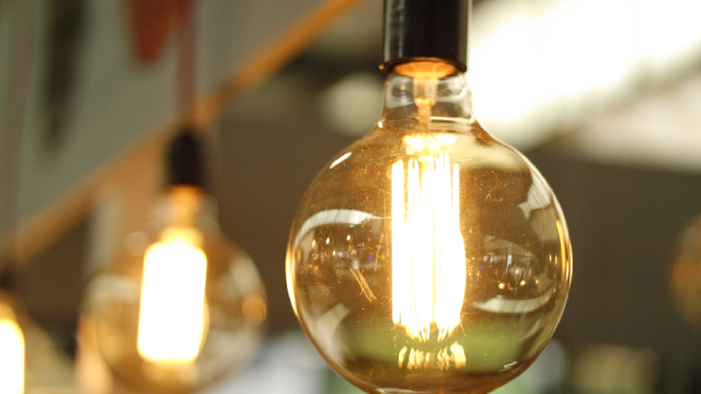 OGE Energy: Benefiting From The Safe Haven Trade, But Wait For A Pullback