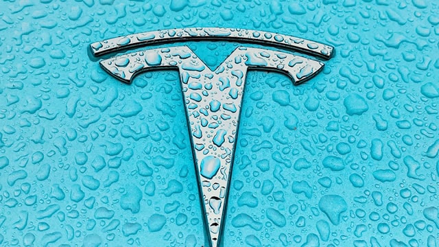 The Tesla Shakeup: 3 Must-Watch Volatility Triggers