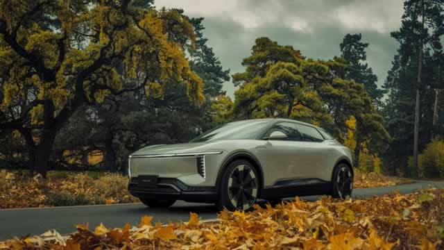 Chinese Tesla Rival Sinks On Reports Of Ambitious Sales Targets