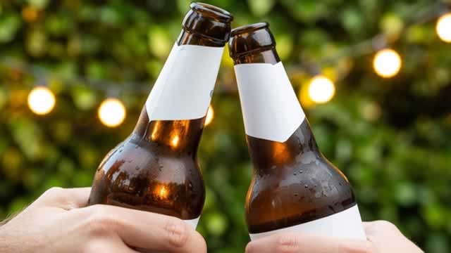 Molson Coors Profit, Sales Rise on Higher Pricing