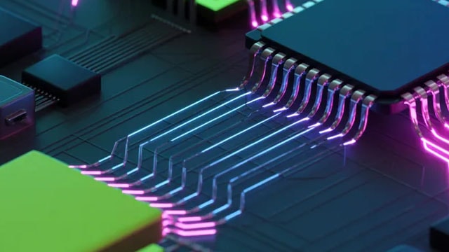 NXP Semiconductors Shares Slip Despite Q2 Earnings Beat