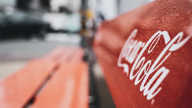 Coca-Cola Stock Has a Higher P/E Than Most of the Magnificent 7