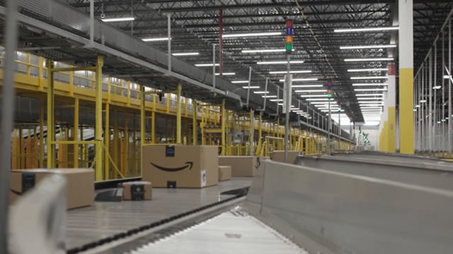 Can an Amazon AI voice guide you better than customer product reviews? It's starting to try