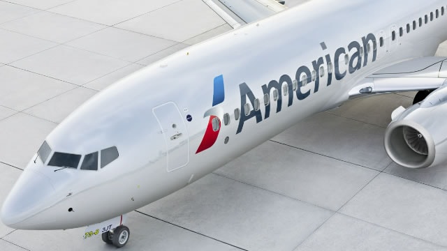 10,000 flights canceled, a $200 million hit from the storm and a plunging stock: American Airlines' bad week