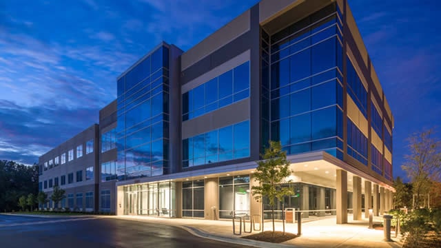 Retailers are still growing their business, finding new locations, says Tanger CEO Yalof