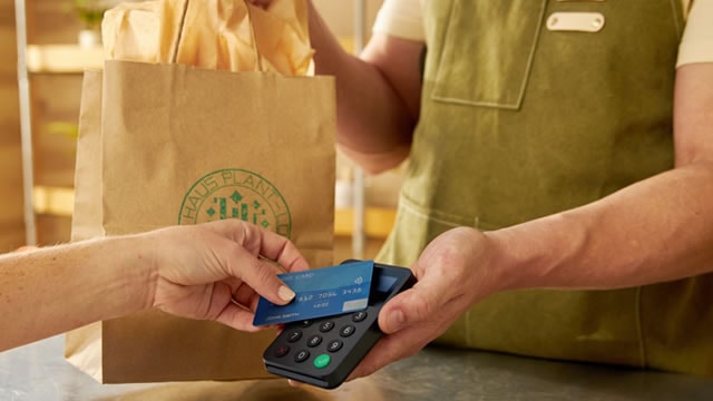 Payments firm PayPal files for bank charter in lending push