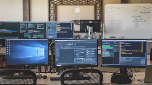 Palantir CEO on the AI bubble: "We're in a lag right now."