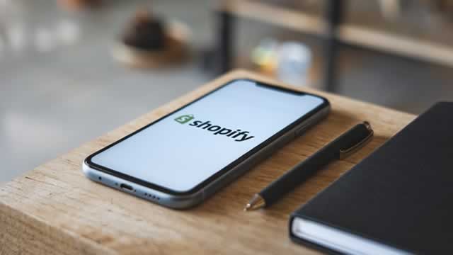Shopify's Europe Growth Impresses, But Analyst Still Holds Back