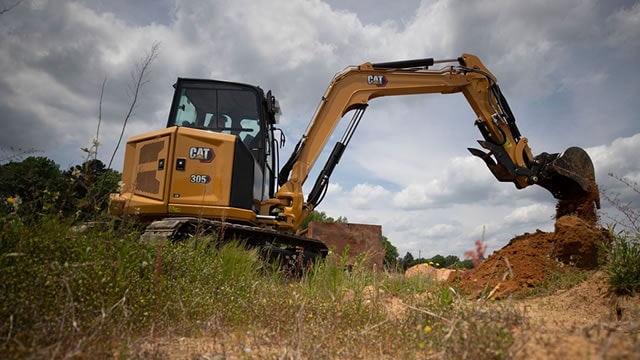 Stock Of The Day: Is Caterpillar About To Rally?