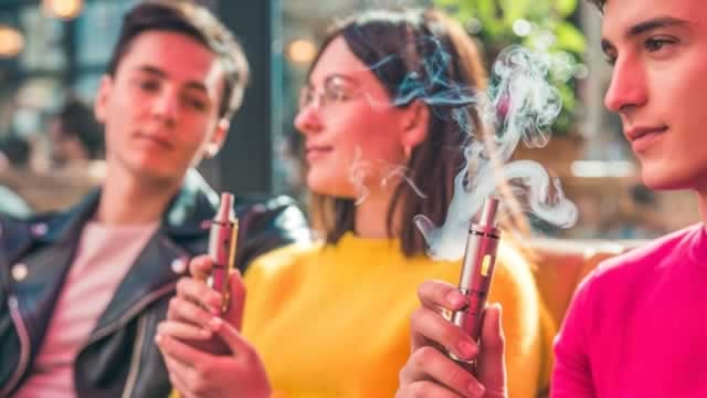 Altria Sales Rise, Boosted by Higher Cigarette Prices