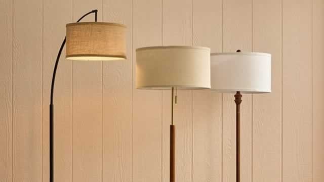 Dow Jumps Over 300 Points; Kohl's Posts Upbeat Earnings