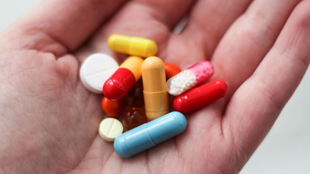 Trump pressures 17 pharma CEOs to cut US drug prices