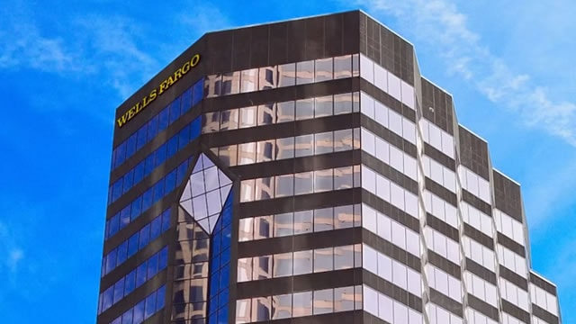 With Wells Fargo In A Buy Zone, Traders Can Use This Spread To Capture Potential Upside
