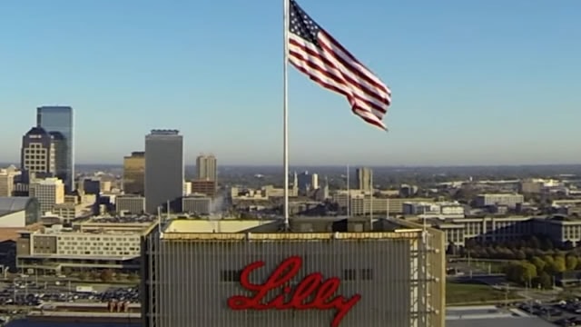 Lilly trial shows weight loss with experimental pill flattens over time