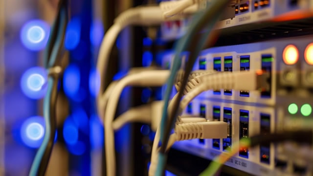 Broadcom (AVGO) Price Forecast: Symmetrical Triangle Signals Potential Breakdown