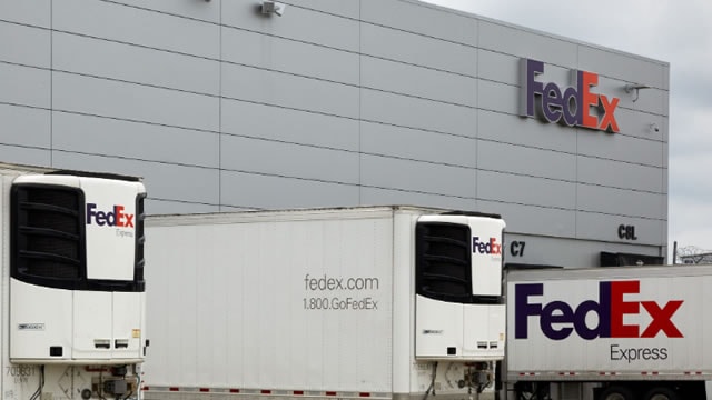 FedEx Shares Lower Following Weak Spinoff Earnings