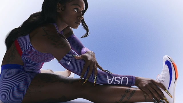 Nike stock price is nearing a make-or-break level: is it a buy?