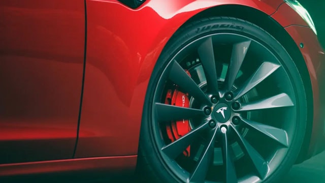 Tesla stock: why three big banks are turning bearish on TSLA