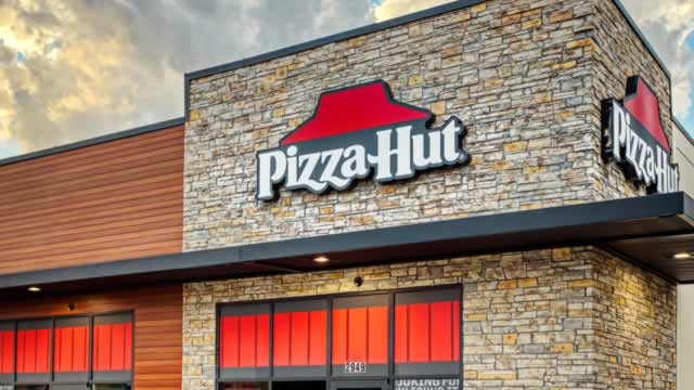 Yum Brands revenue slumps as KFC, Pizza Hut struggle