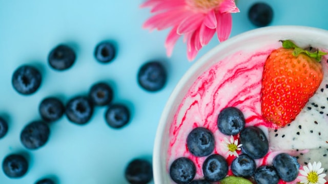 Food distributor Sysco lifts annual profit forecast on robust U.S. business