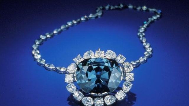 Signet Jewelers CEO J.K. Symancyk goes one-on-one with Jim Cramer